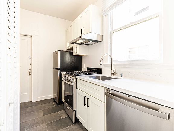 5th image of 1165 Pine St #6
