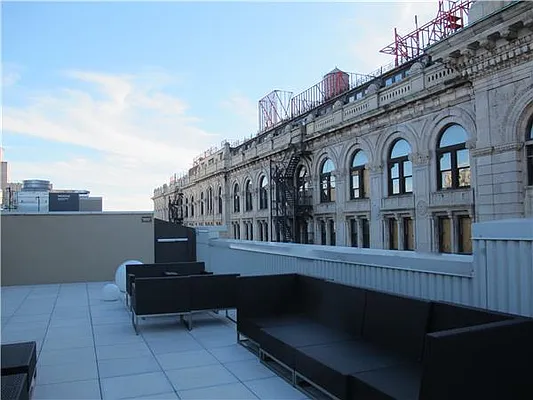 Rented by 212 Consulting Corp | media 25