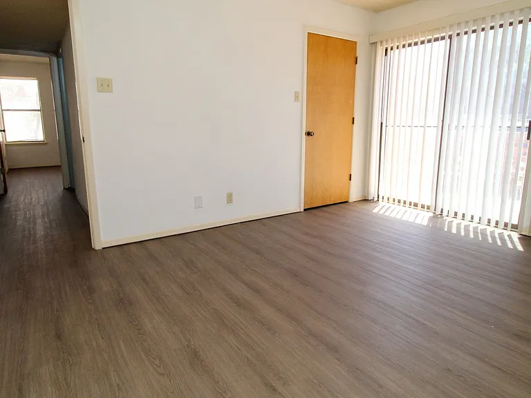 7465 Stoney Hl #13C — Photo 11