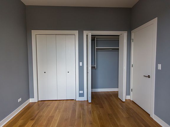 5th image of 3452 N Southport Ave #3