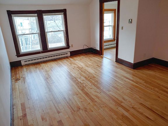 3rd image of 44 Warren Ave #3
