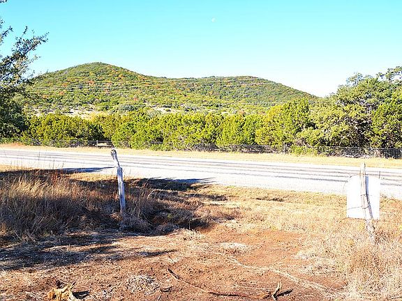 3rd image of 4223 State Highway 173 S
