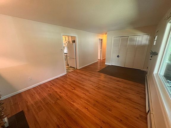5th image of 1430 E 27th Ave