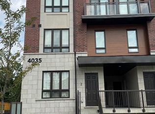 4035 Hickory Dr #4, Mississauga, ON L4W 0G6