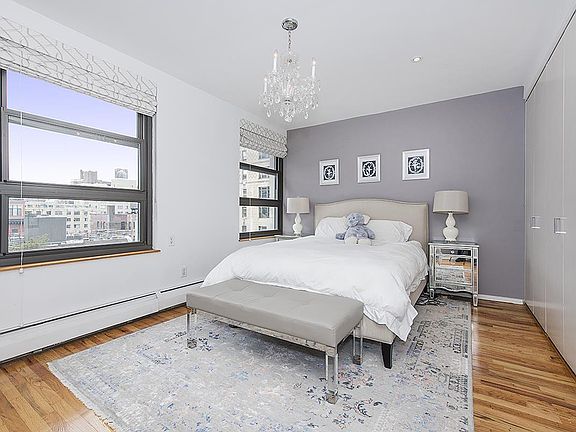 3rd image of 305 W 98th St APT 8AS