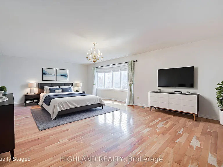 1472 Bayshire Dr — Photo 16