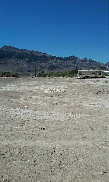 2nd image of 2720 Tonya Dr
