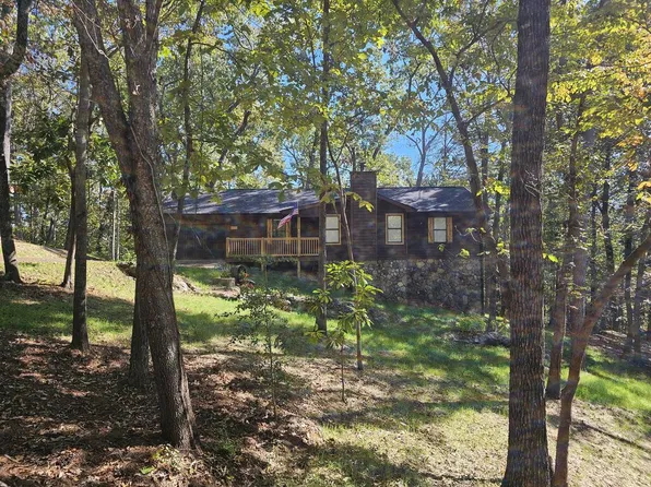 597 Bishop Trl, Rocky Face, GA 30740