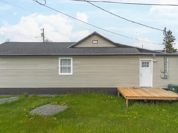 30 Guy St, Glace Bay, NS B1A 3R1