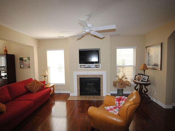 3rd image of 6147 Upper Albany Cro Dr