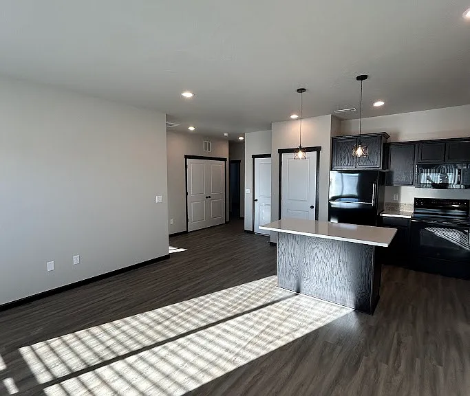 6408 Sandstone Dr — Photo 8