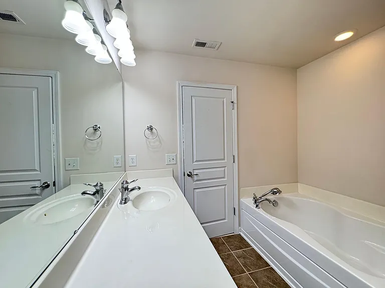 8319 Deckbar Pl — Photo 24