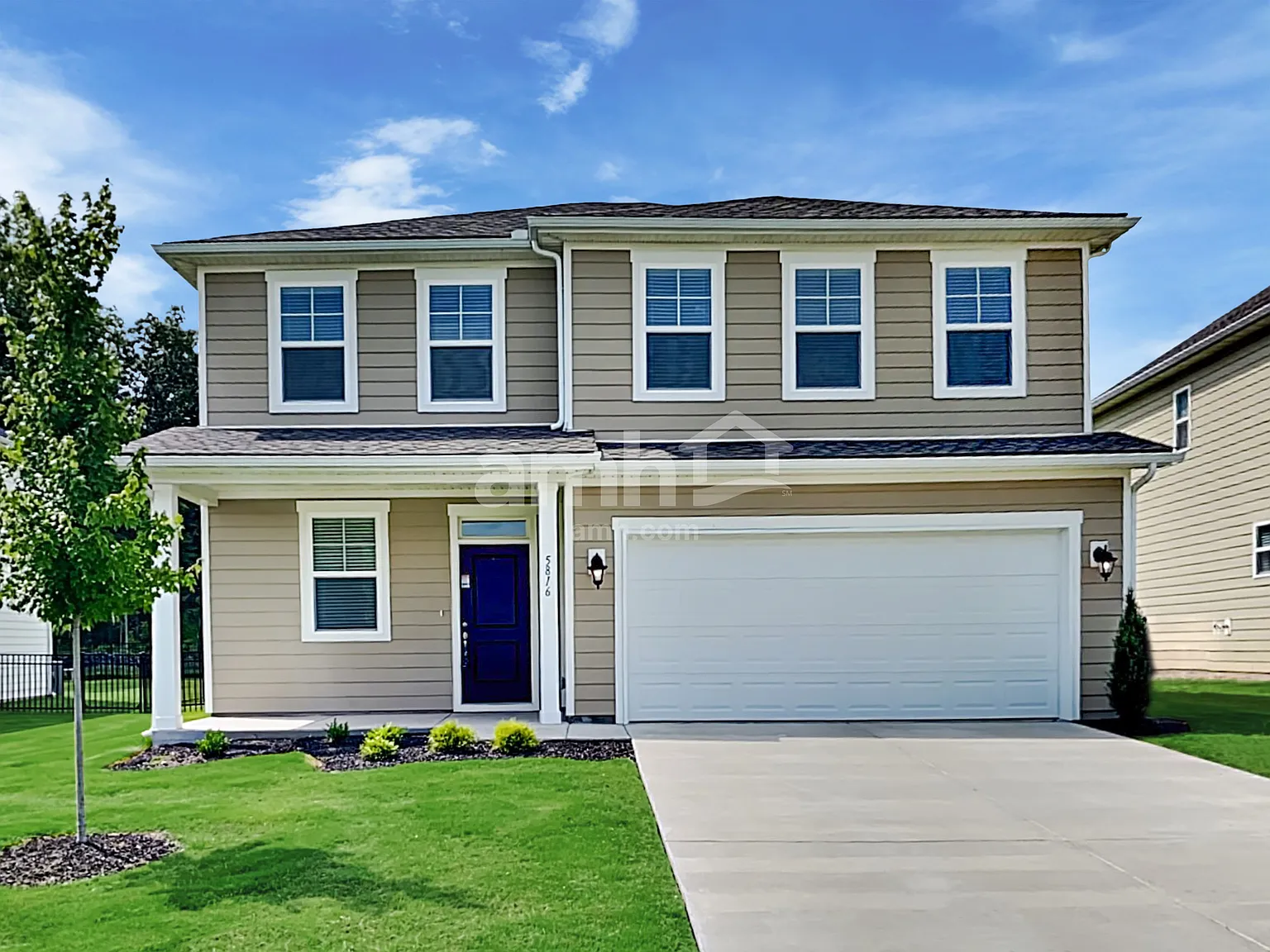 3 bed, 2.5 bath, 1895 sqft, $2,420 — Photo 1