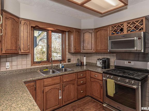 5th image of 4165 Aspen Hills Dr