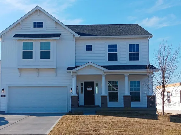 8015 Cotswold Trl, Cottleville, MO 63304
