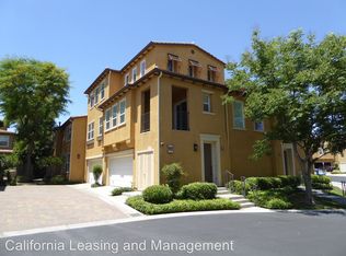 25424 Eagle Ln, Valencia, CA 91381