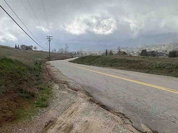 5th image of 23980 Woodford Tehachapi Rd #R
