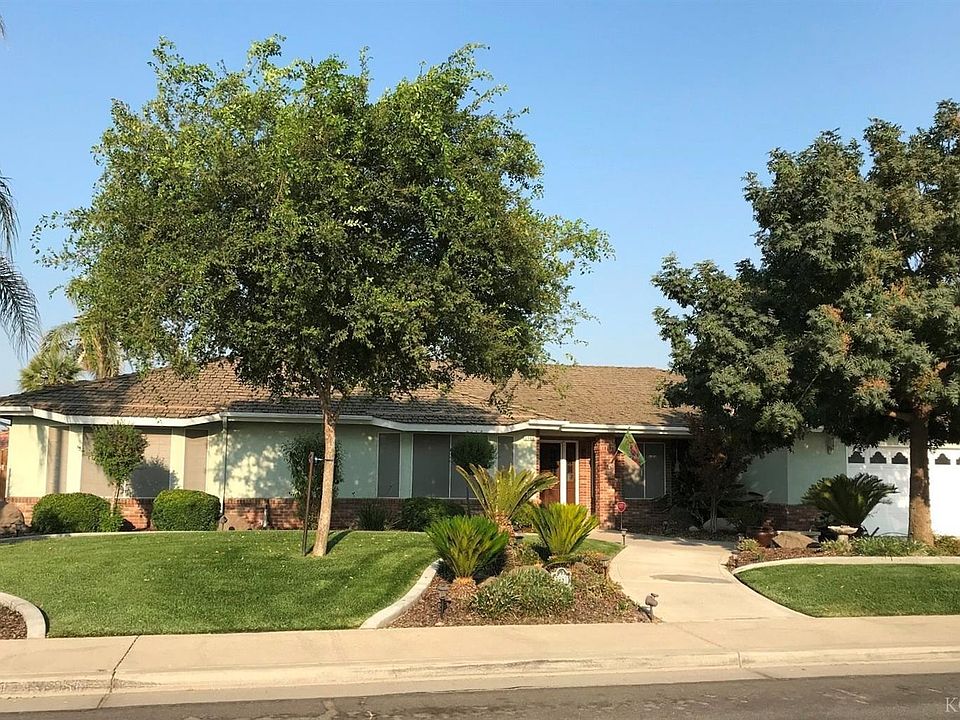 1st image of 2981 Aspen St