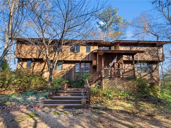 701 Colony Trl, Lanexa, VA 23089