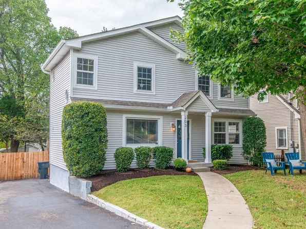 203 53rd Ave N, Nashville, TN 37209