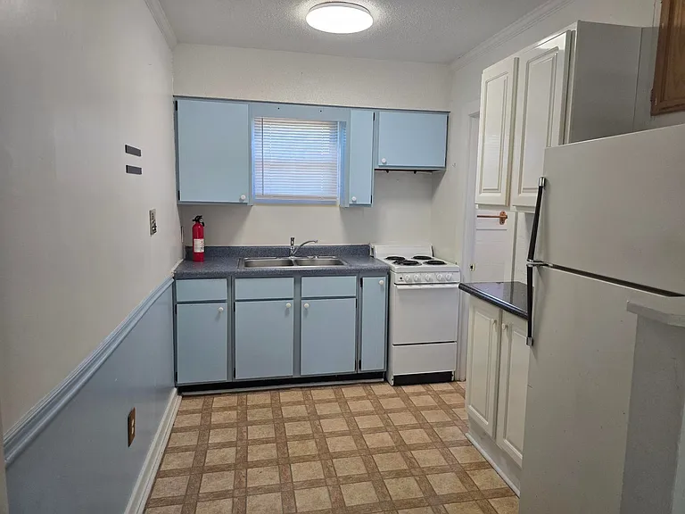 551 E Miracle Strip Pkwy #7 — Photo 5