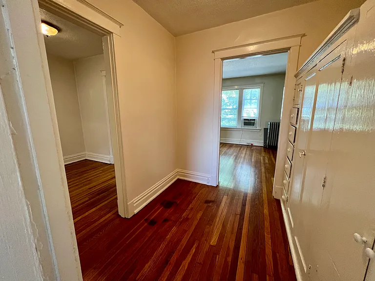 2429 Sutton Blvd #1S — Photo 15