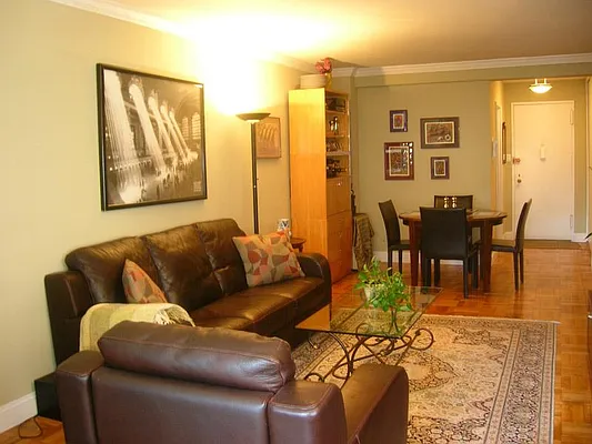 Sold by Sotheby's International Realty | media 16