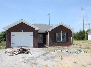 63 Ann Dr, Lawrenceburg, KY 40342