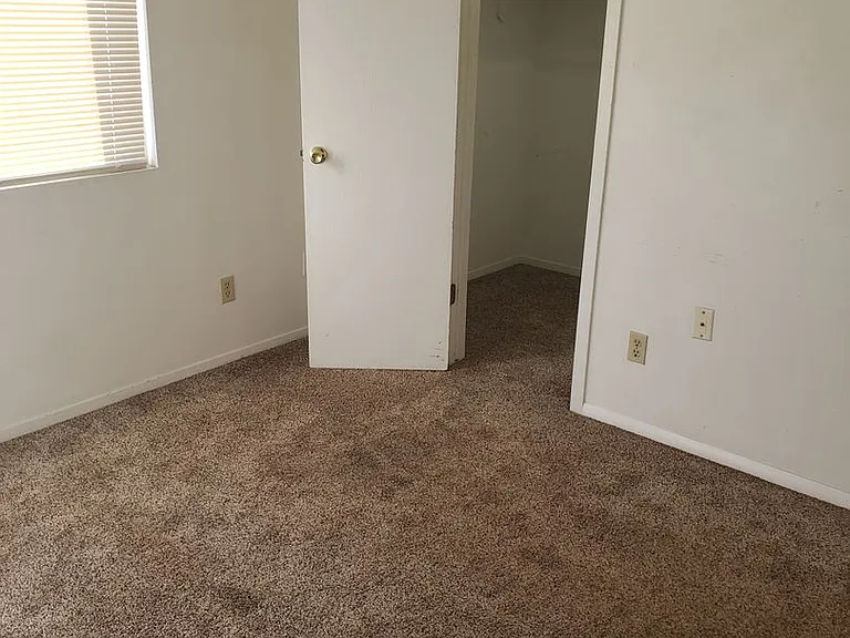 6729 Pahokee Ct — Photo 10