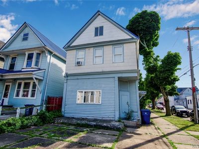 738 Prospect Ave, Buffalo, NY, 14213