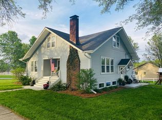 400 7th St, Adams, NE 68301