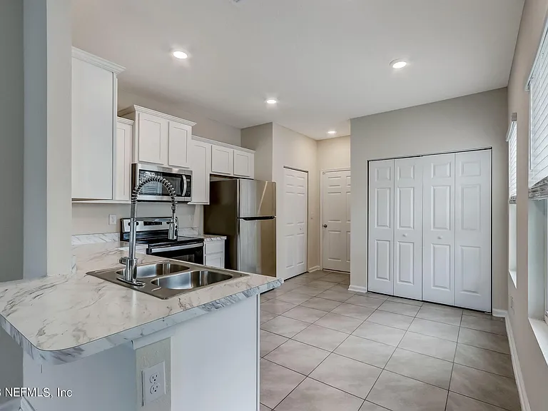 988 Observatory Pkwy — Photo 12