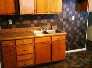 235 Moton Dr, Saginaw, MI 48601