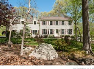 3 Wood Ridge Hills Rd, Old Lyme, CT 06371