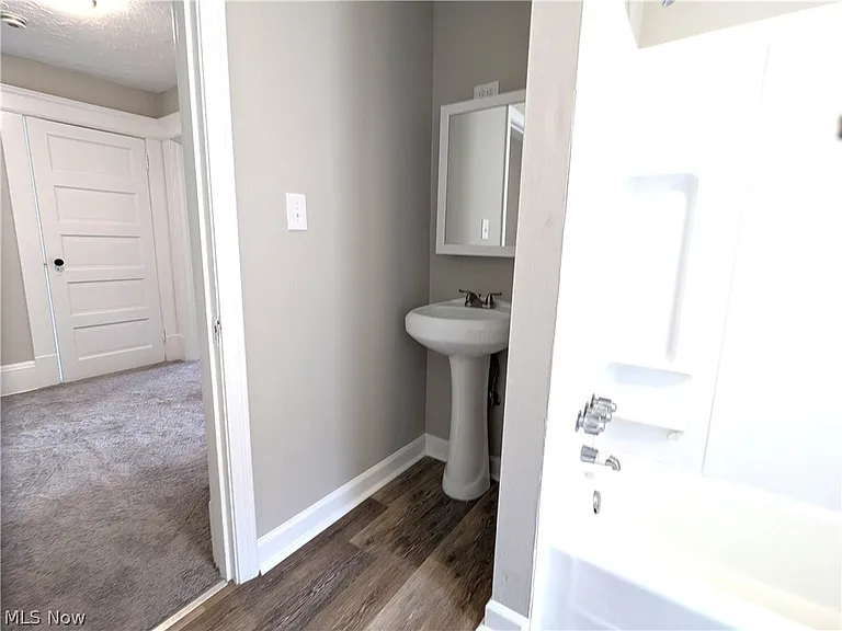 1462 Felton Rd — Photo 12