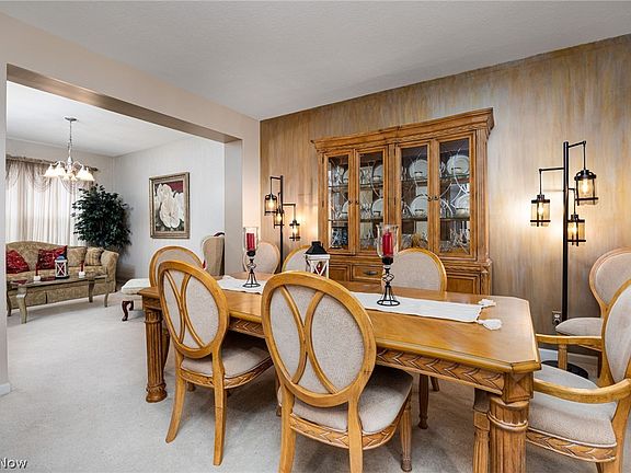 5th image of 5206 Yorton Ln