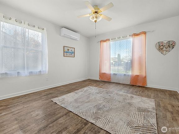 2nd image of 1814 2nd Street