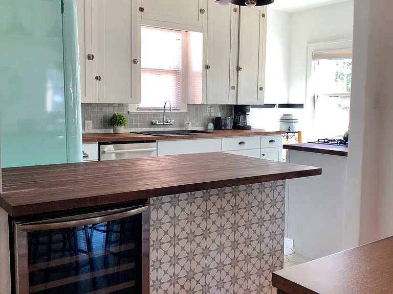 2909 Campus Blvd NE — Photo 18