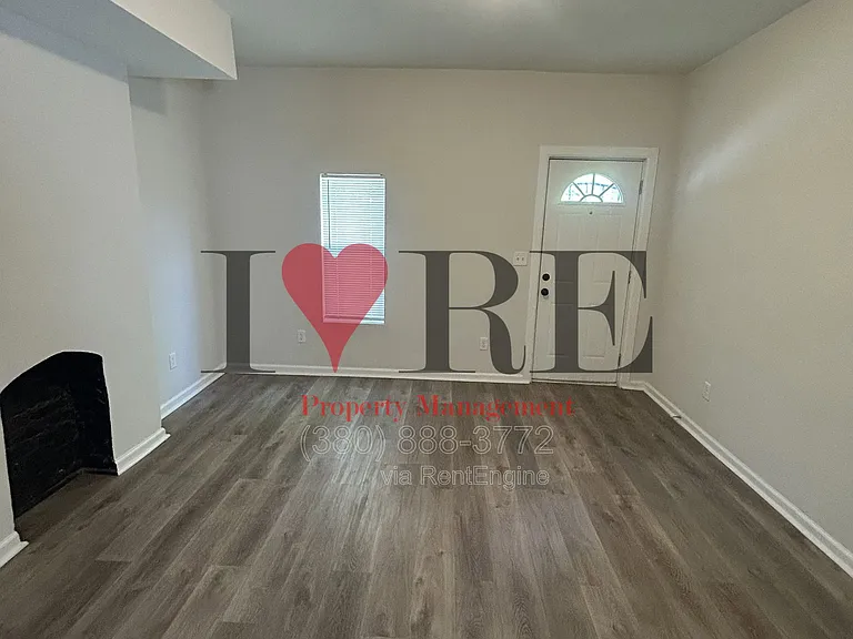 1283 W Broad St — Photo 5