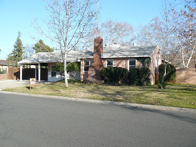 1st image of 2710 Danube Dr