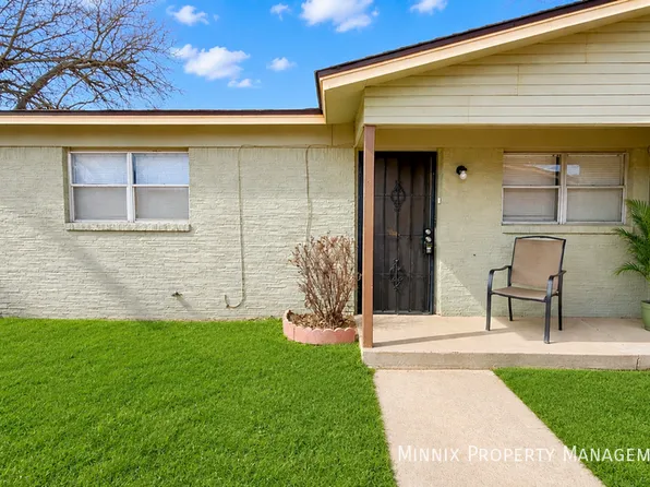 4610 52nd St #A, Lubbock, TX 79414