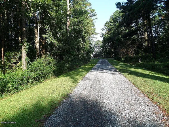 803 Sailhaven Dr, Oriental, NC 28571