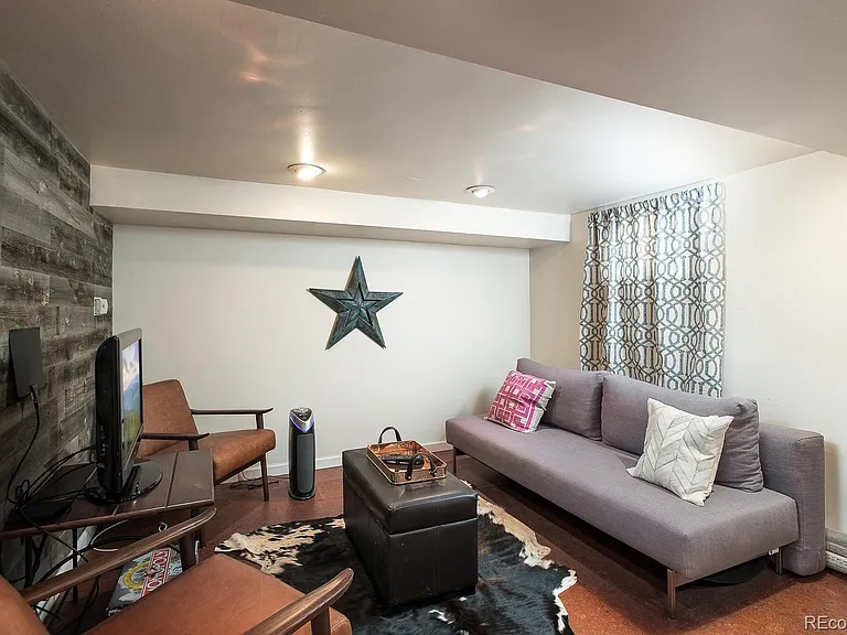 1764 S Ogden St — Photo 15
