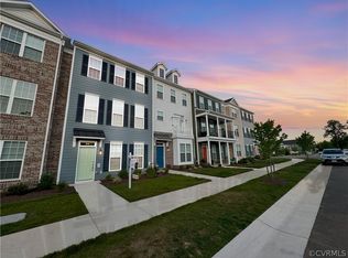 313 Randolph View Dr, Midlothian, VA 23114