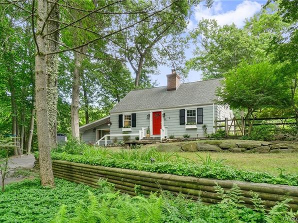 64 Pine Cliff Rd