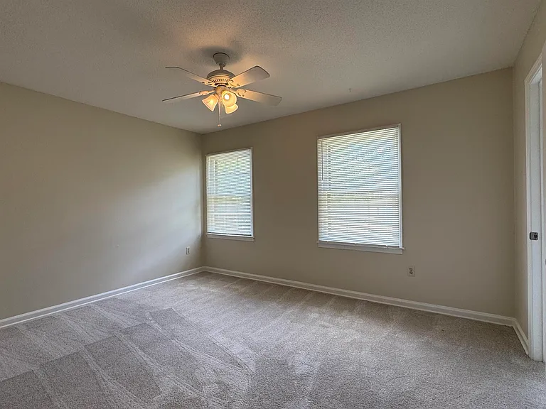5659 Hinton Pl — Photo 10