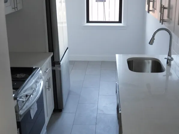 61-09 39th Avenue image 12 of 22