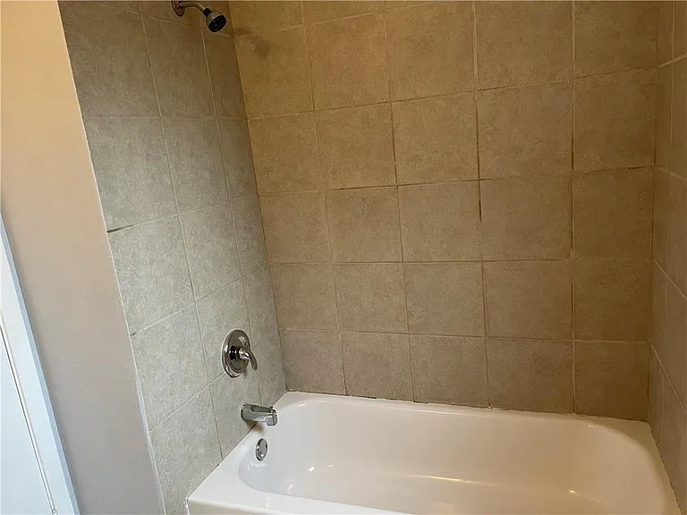 8303 Gallatin Dr — Photo 12