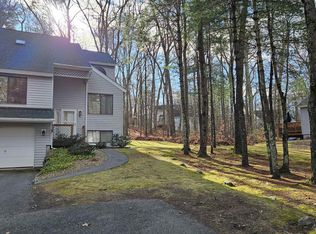 6 Sycamore Ct, Atkinson, NH 03811