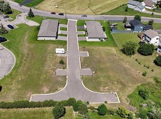 415 4th Ave SE, Saint Joseph, MN 56374